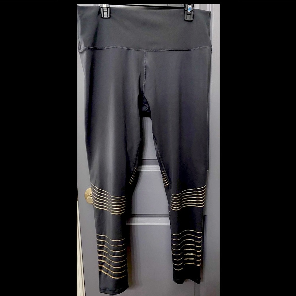 Z by Zobha Shine Leggings Activewear